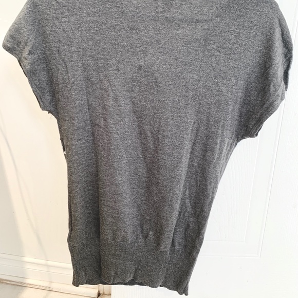 KENNETH COLE grey sequin top - Picture 2 of 7